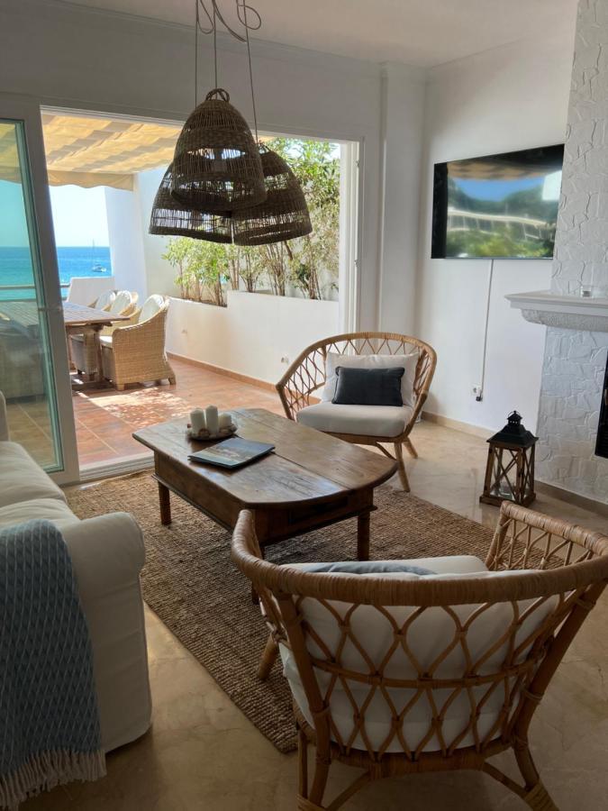 Playa Cristo Amazing Beach Terrace Appartment Estepona Ngoại thất bức ảnh