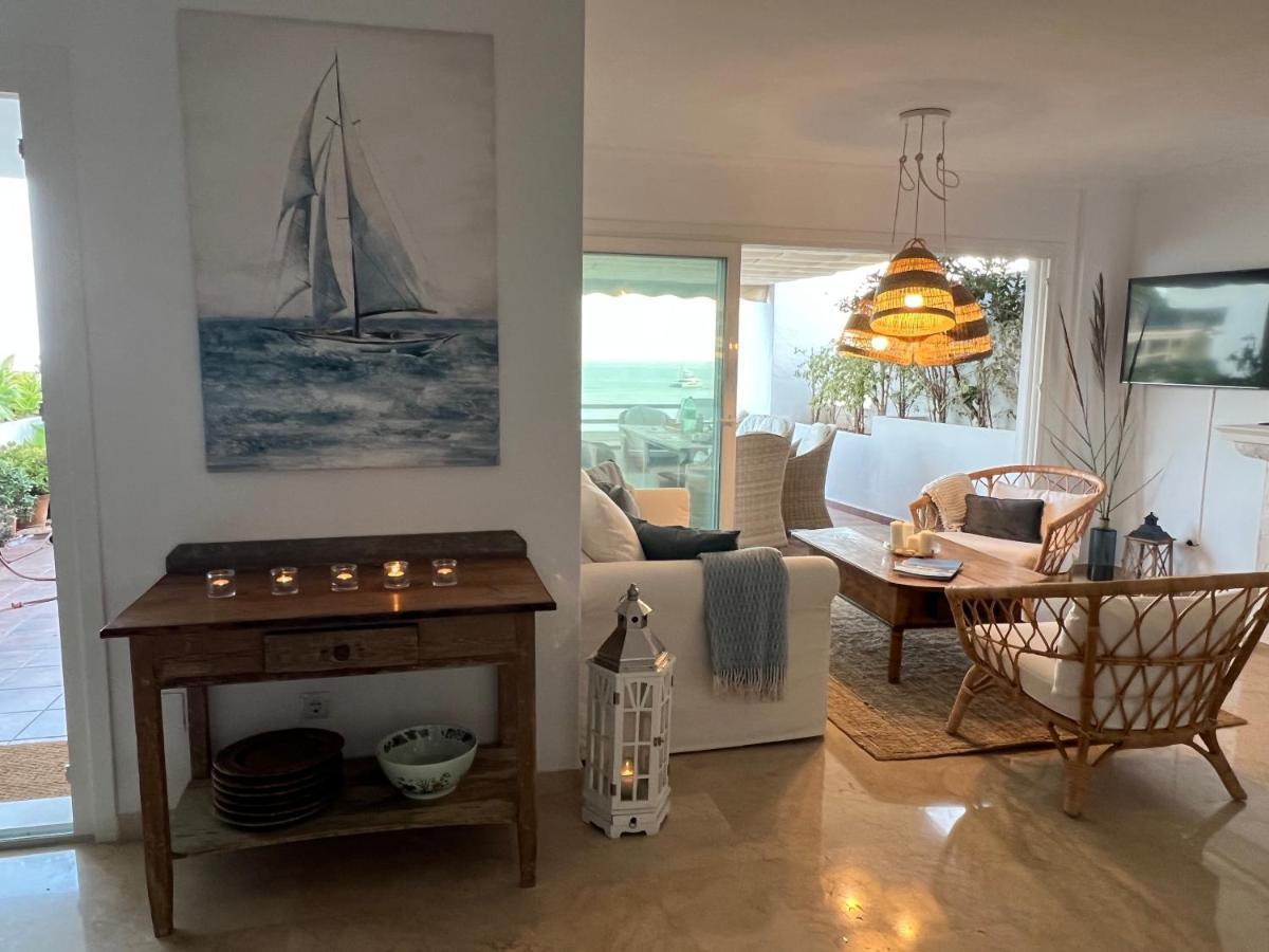 Playa Cristo Amazing Beach Terrace Appartment Estepona Ngoại thất bức ảnh