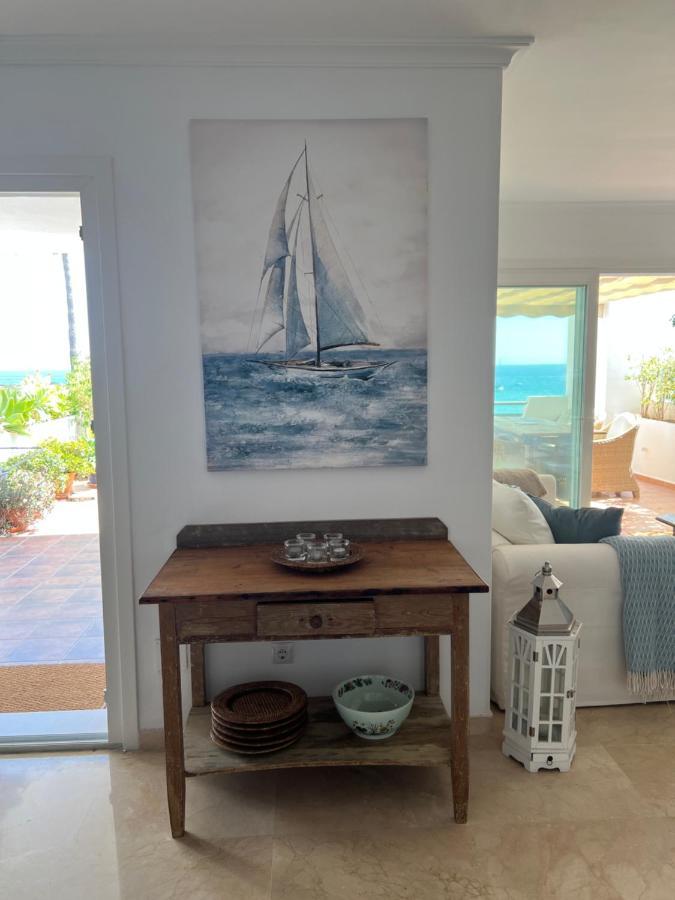 Playa Cristo Amazing Beach Terrace Appartment Estepona Ngoại thất bức ảnh
