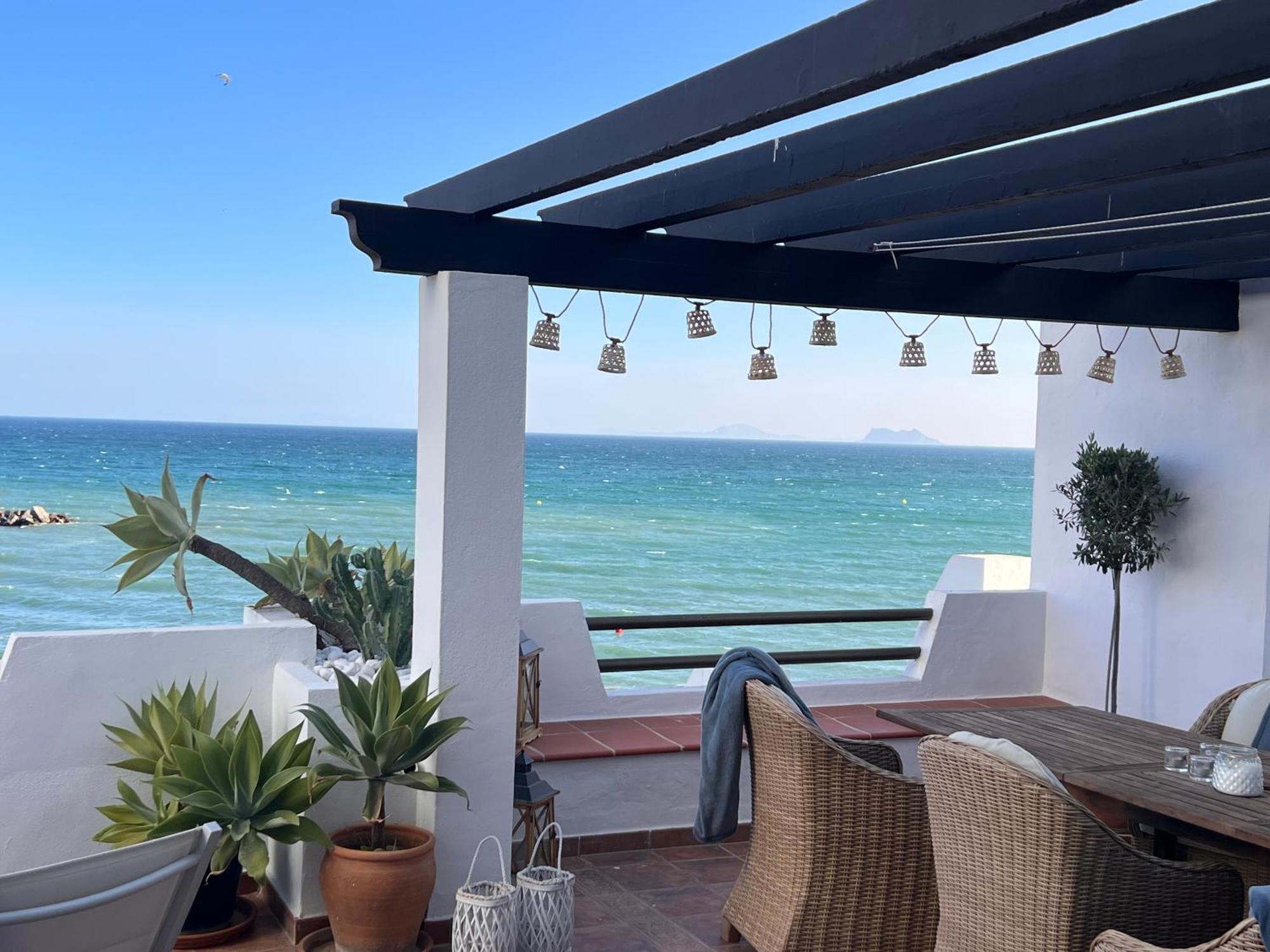 Playa Cristo Amazing Beach Terrace Appartment Estepona Ngoại thất bức ảnh